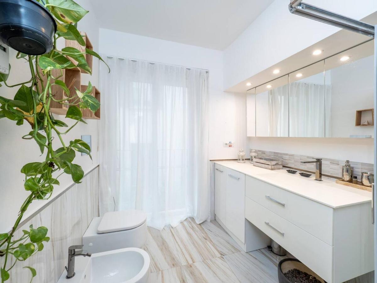 La Dolce Vita In Milan Center Apartment Exterior photo