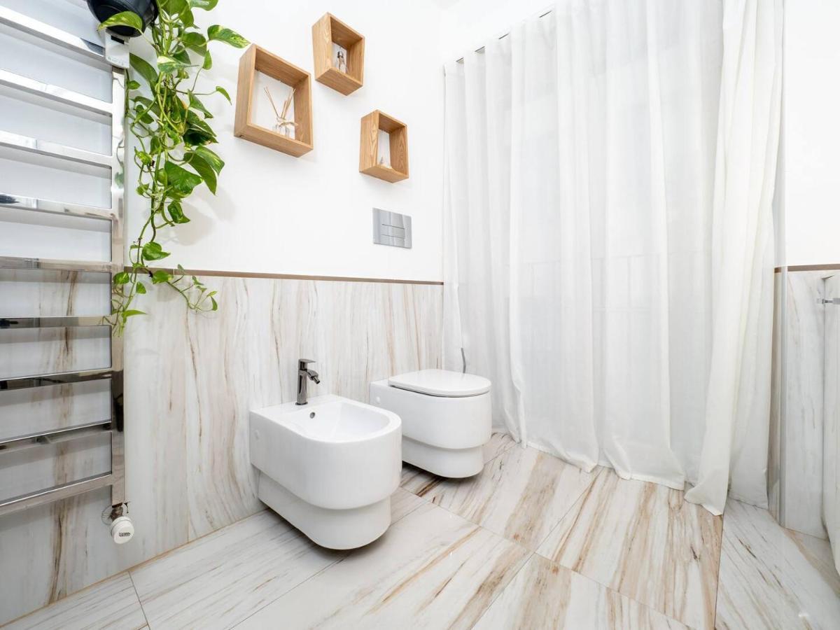 La Dolce Vita In Milan Center Apartment Exterior photo